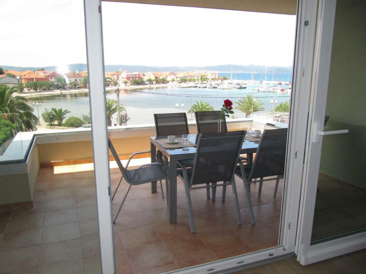 Luxury Apartments Sikiric With Fantastic View On The Sea Bibinje Eksteriør billede