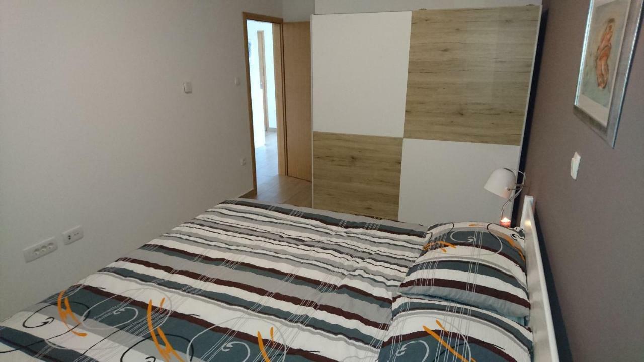 Luxury Apartments Sikiric With Fantastic View On The Sea Bibinje Eksteriør billede